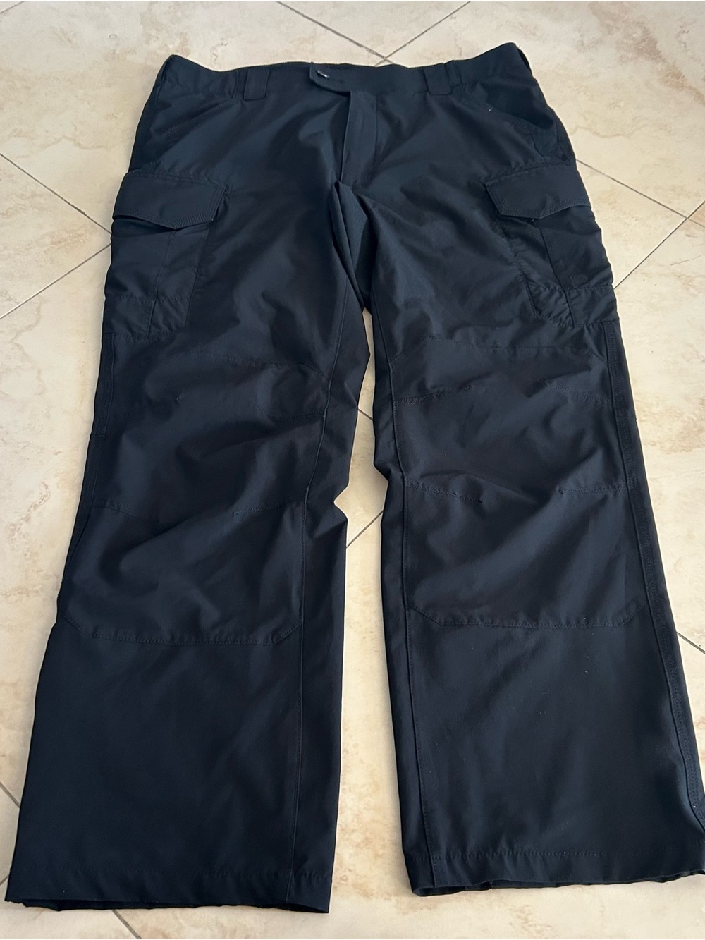 Men's 5.11 tactical Black Cargo Pants - Classic Utility Style 36x30 L7